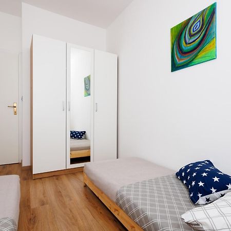 Summer Breeze Apartment - Quiet Place With A Spectacular View And A Garden Sibenik Ngoại thất bức ảnh